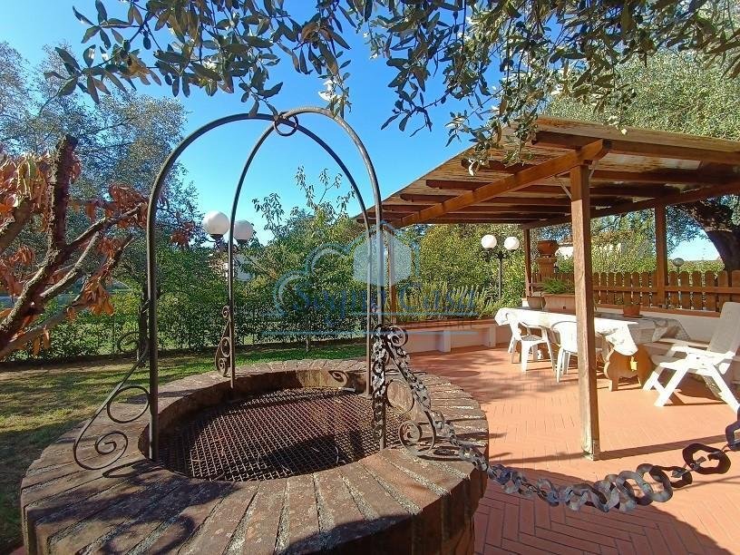 Country House in Perticata-Bonascola-Nazzano, Marina di Carrara, Tuscany 1 - 13232572