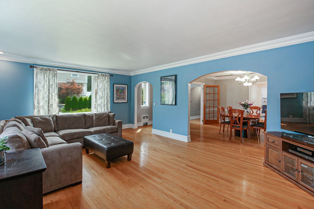 The Pinnacle Of Luxury And Modern Living In Scarsdale, New York, United