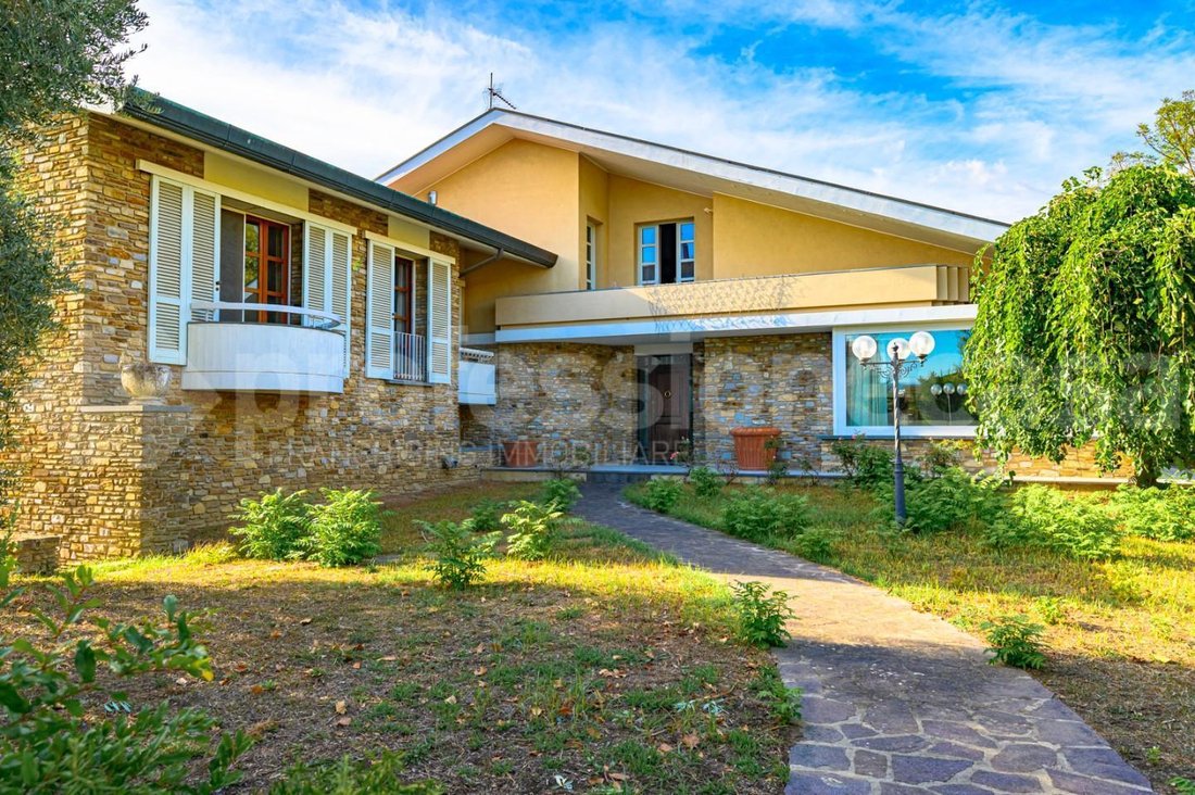 Villa in Casciana Terme Lari, Tuscany, Italy 2 - 13232577