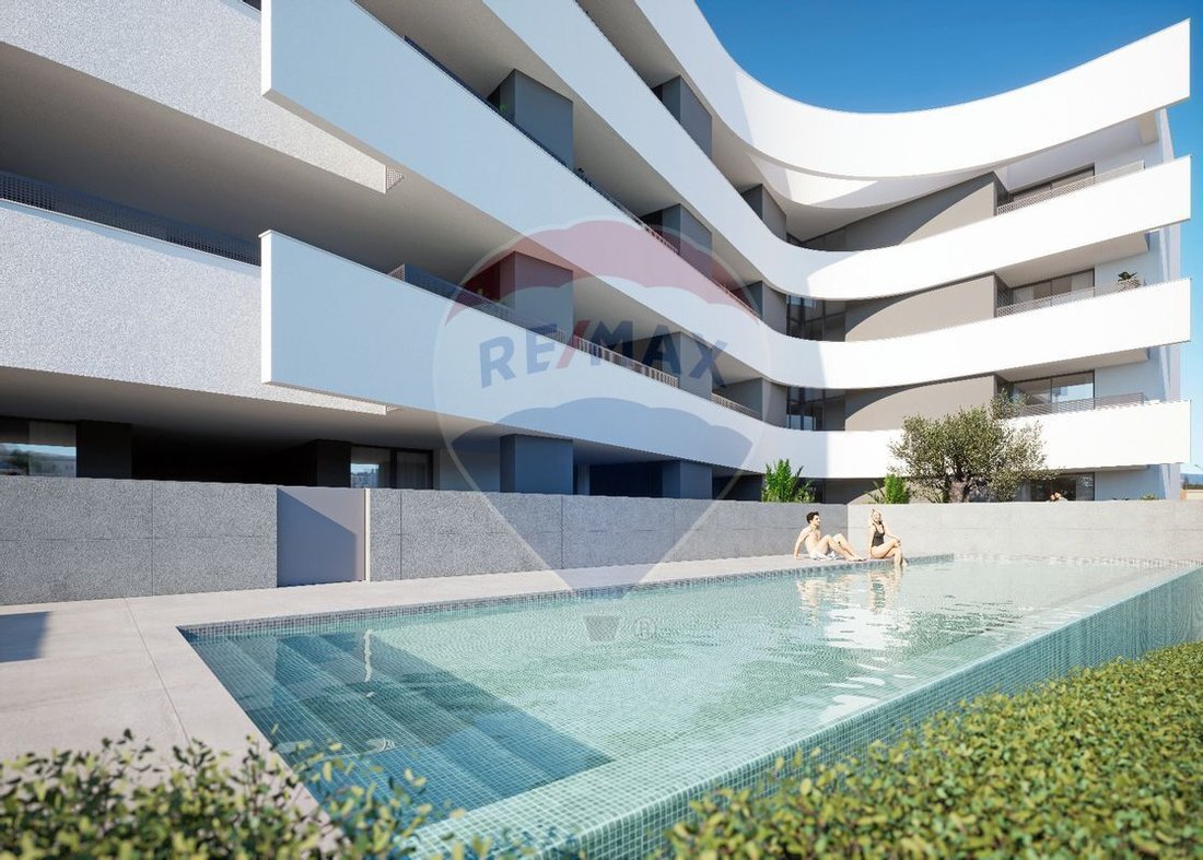 Condo/Apartment T2 Deluxe For Sale In São Gonçalo In Lagos, Algarve
