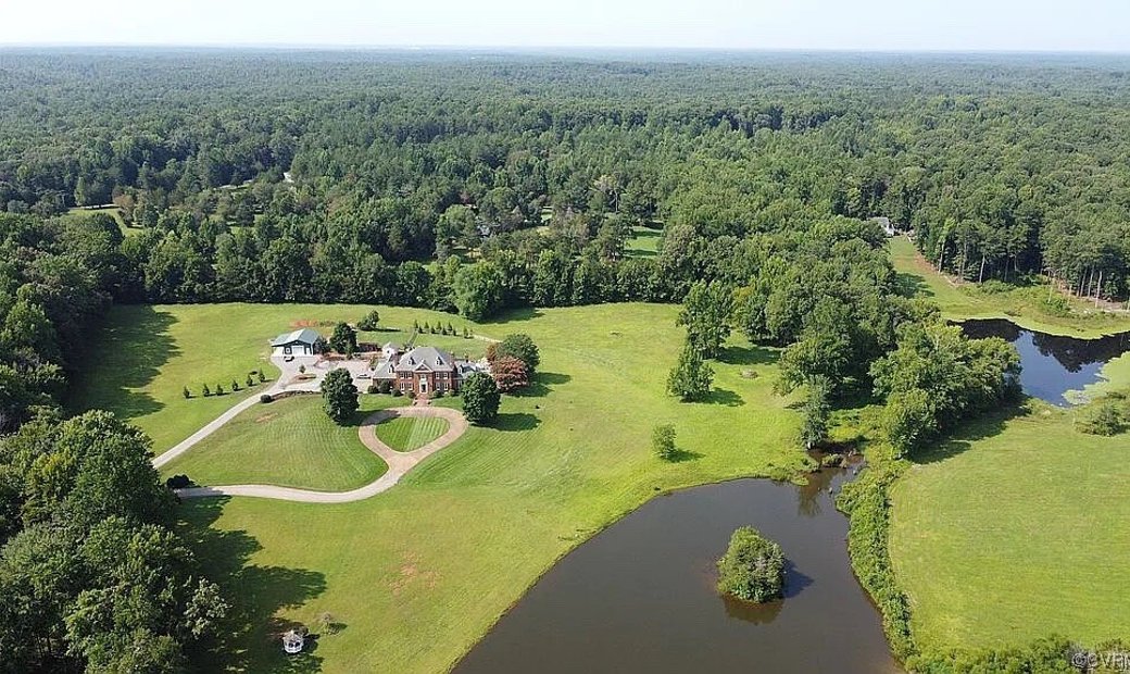 Private 40 Acre Retreat In Oilville, Virginia, United States For Sale