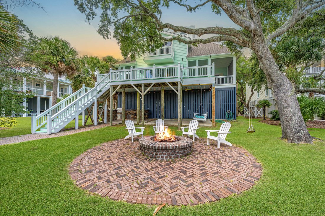 Beautiful Custom Home In The Hammocks In Edisto Island, Sc, United