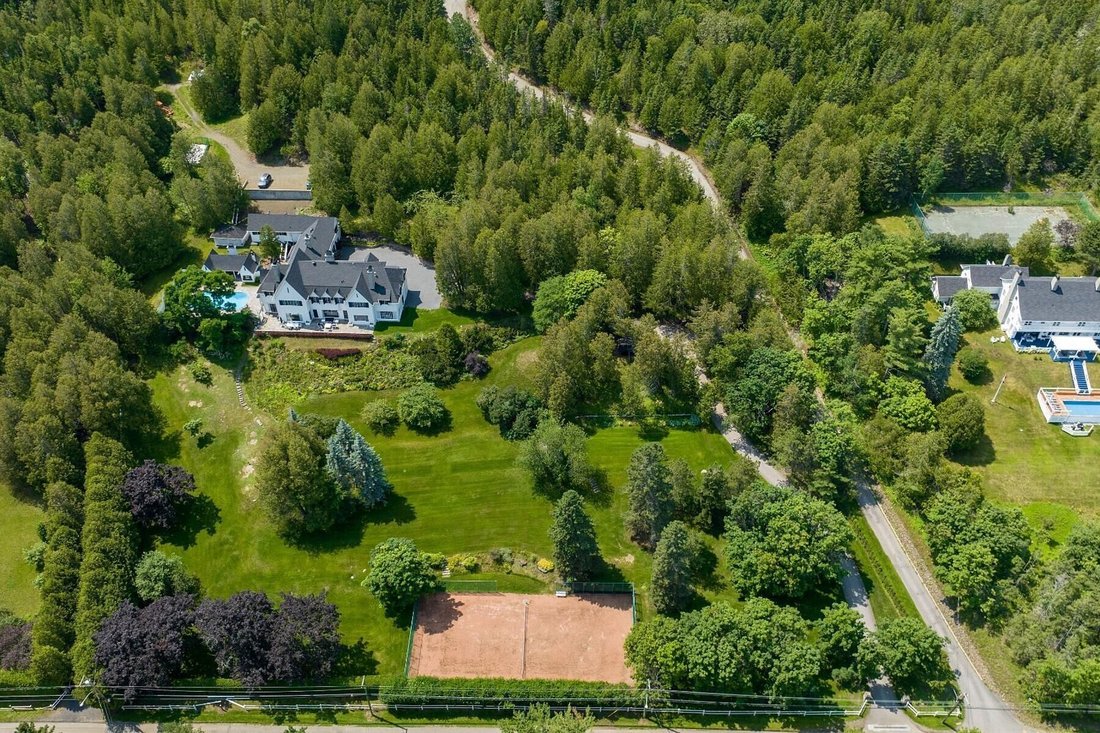 La Malbaie, Capitale Nationale In La Malbaie, Quebec, Canada For Sale