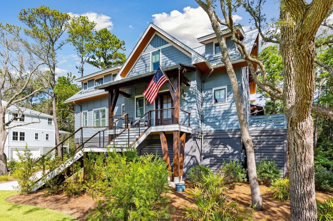 Unique Home Offering A Low In Johns Island, South Carolina, United