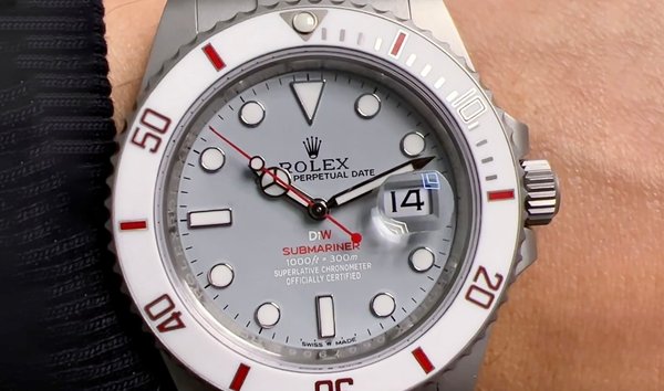 DiW Rolex Submariner GLACIAL (Retail:EUR 35990) (13234997)