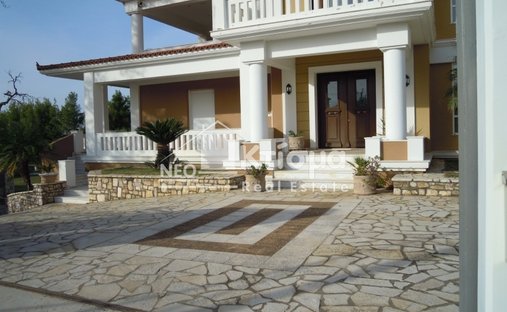 Villa in Pyrgos, Peloponnese, Western Greece and the Ionian, Greece 1