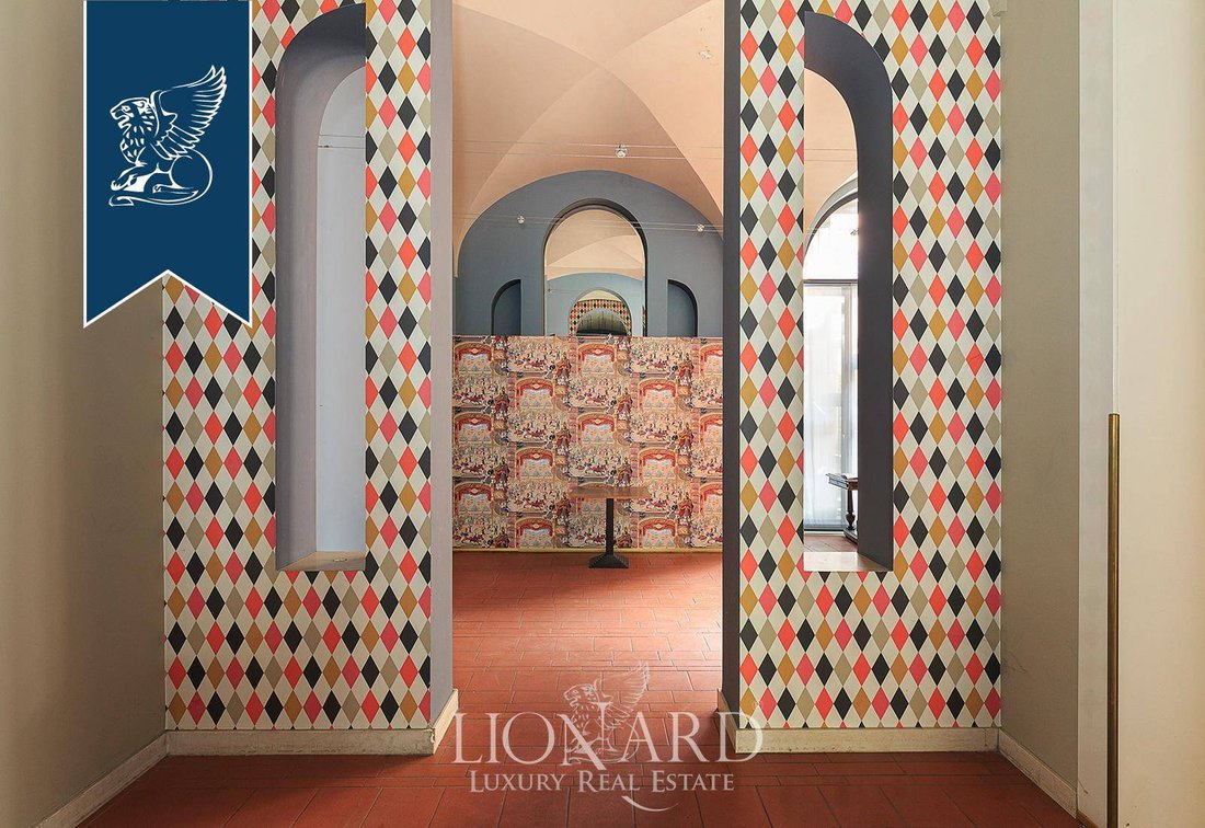 Villa in Historic Center, Brescia, Lombardy 3 - 13236344