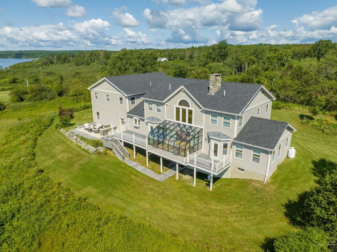 5 Bedrooms Single Family Detached In Machiasport, Maine, United States