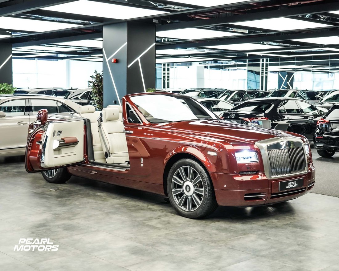 Cabriolet in Dubai, Dubai, United Arab Emirates 4 - 13243810