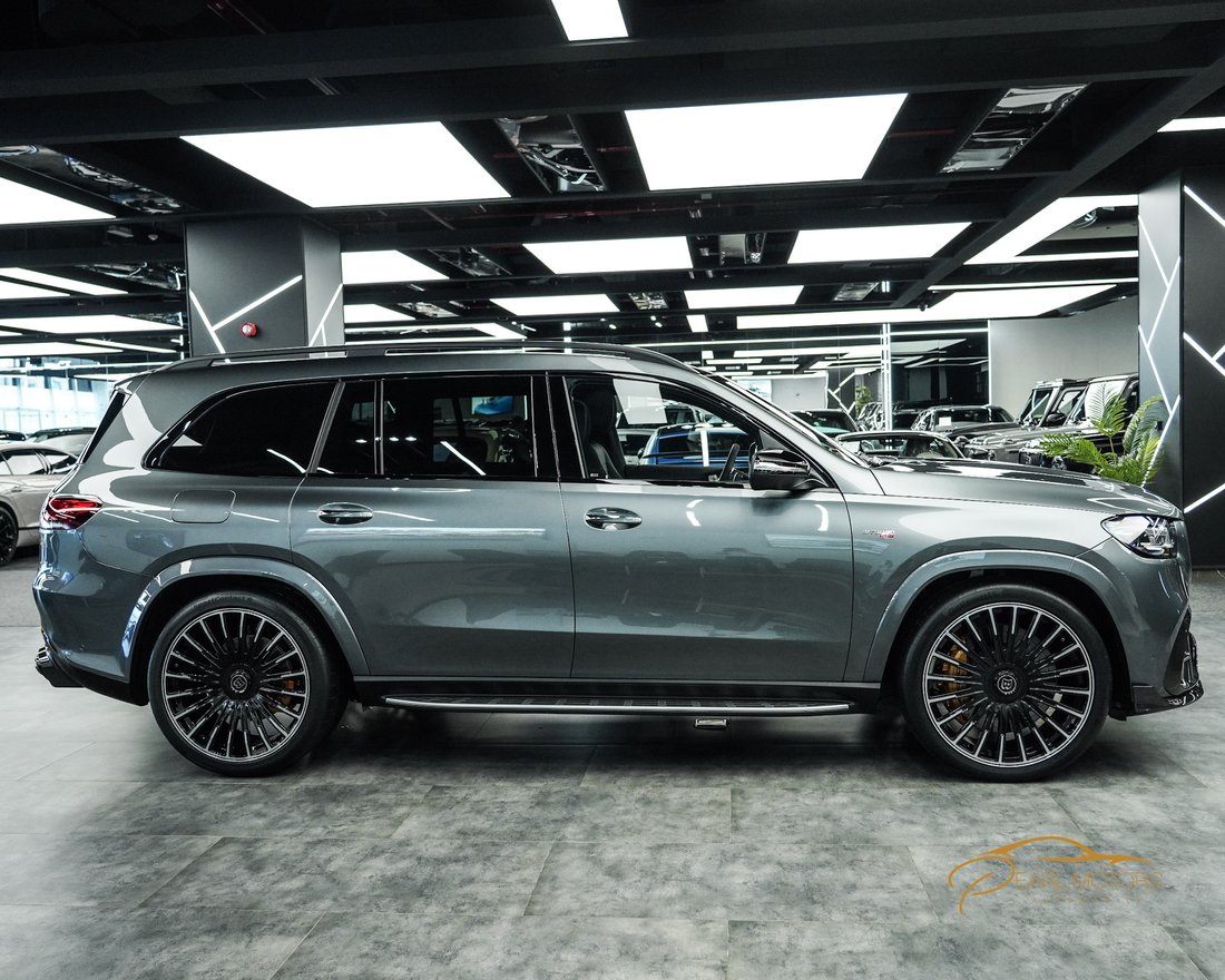 Suv in Dubai, Dubai, United Arab Emirates 3 - 13243802