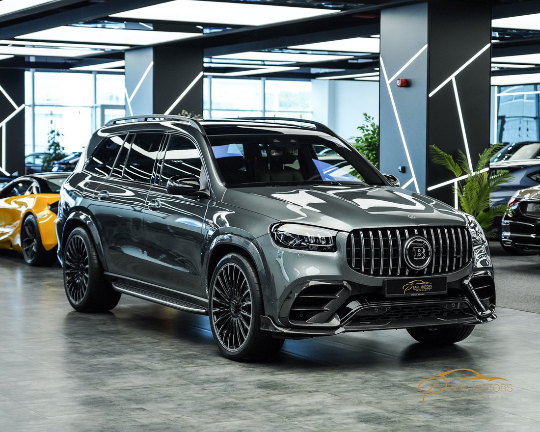 Suv in Dubai, Dubai, United Arab Emirates 1 - 13243802