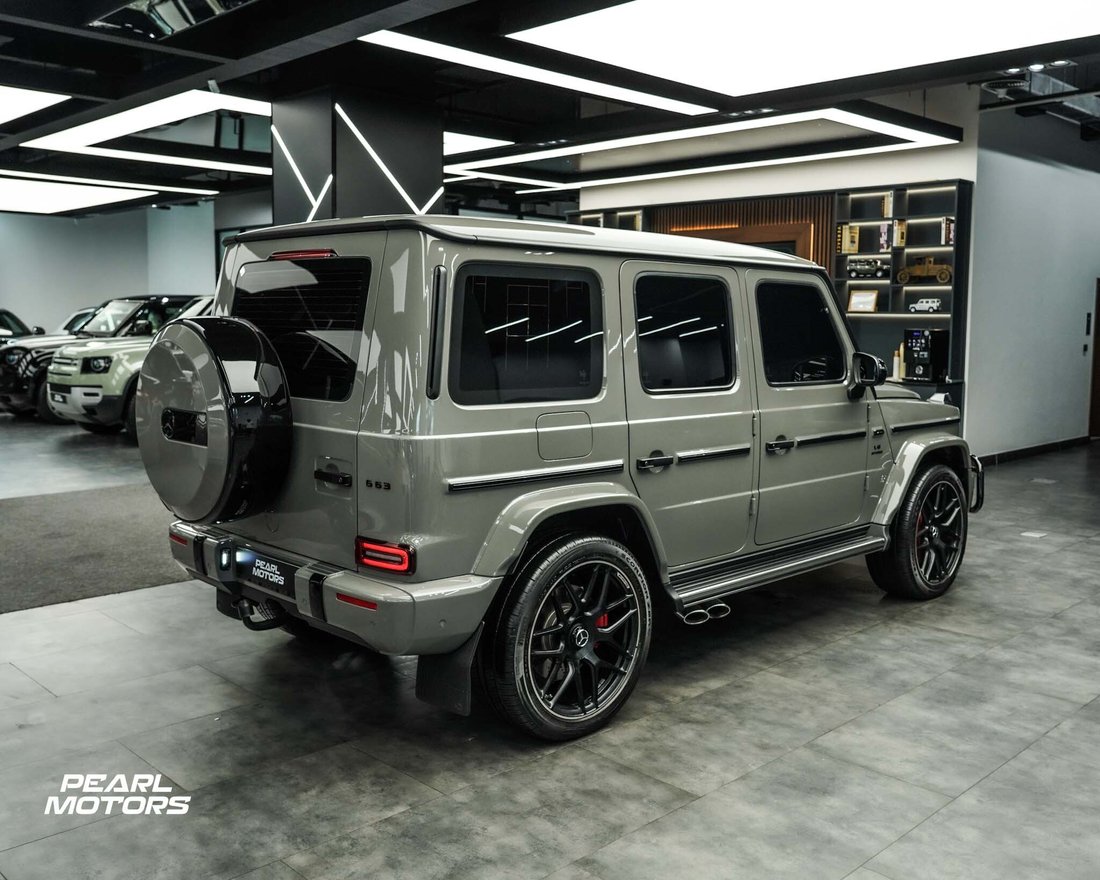 Suv in Dubai, Dubai, United Arab Emirates 5 - 13243813