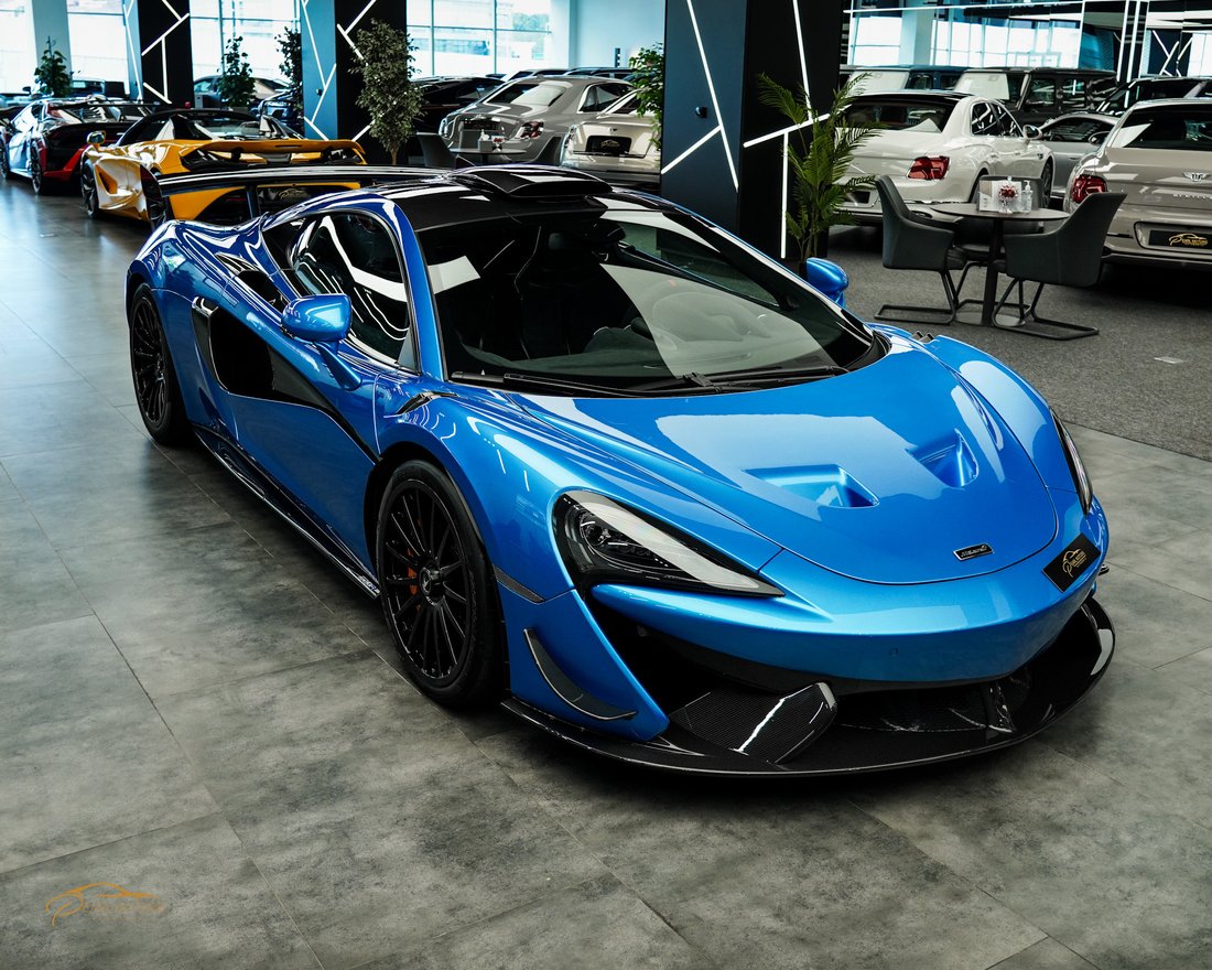 Race Car in Dubai, Dubai, United Arab Emirates 2 - 13243619
