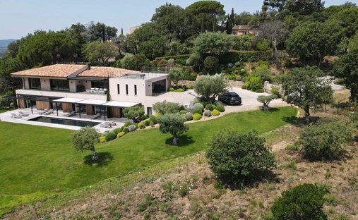 Villa in Grimaud, Provence-Alpes-Côte d'Azur, France 1