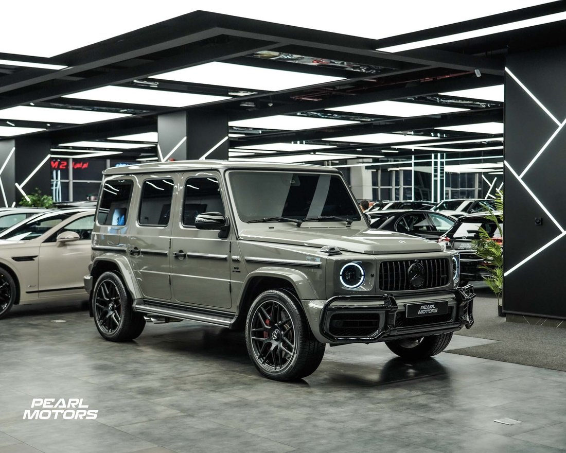 Suv in Dubai, Dubai, United Arab Emirates 1 - 13243813