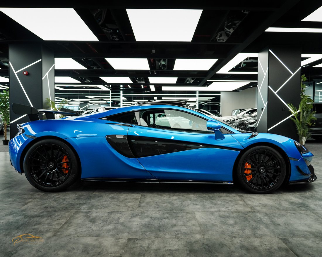 Race Car in Dubai, Dubai, United Arab Emirates 4 - 13243619