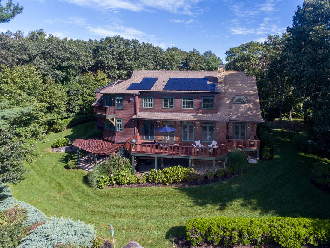 51 Buck Hill Road In Killingworth, Connecticut, United States For Sale