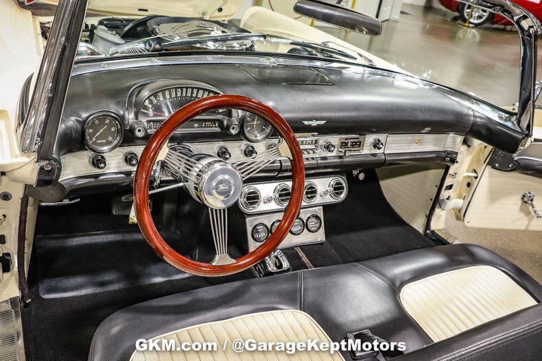 Cabriolet in Grand Rapids, MI, United States 5 - 13242752
