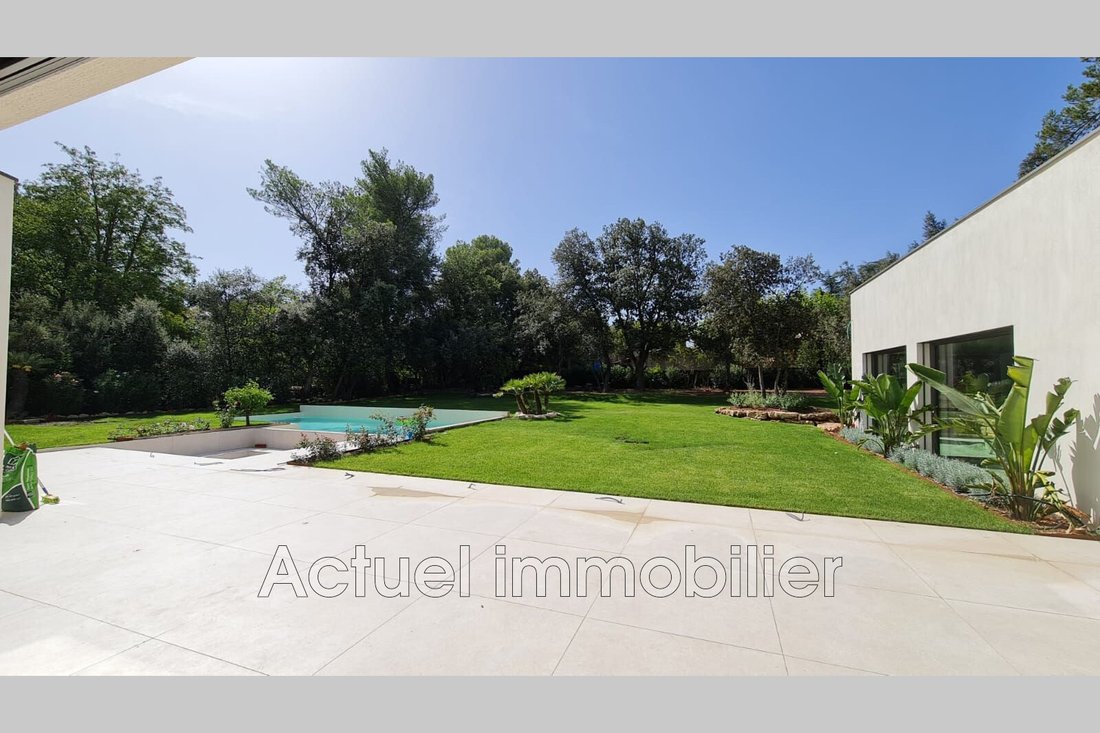 Villa in Mazenod-Bellevue-Saint Donat-Banon, Aix-en-Provence, France 5 - 12627704