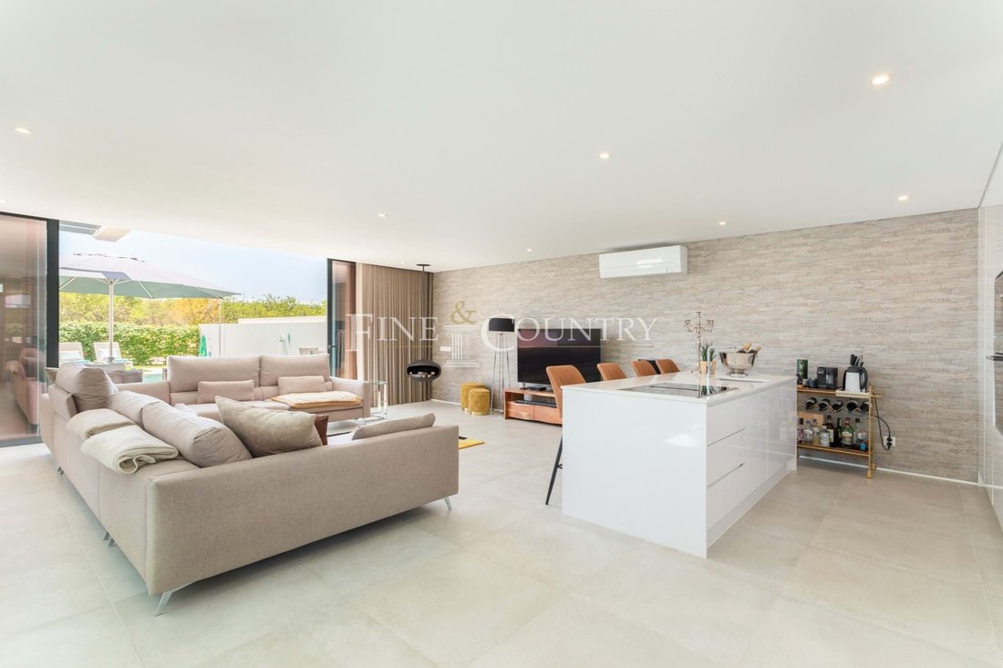 Luz De Tavira, 3 Bedroom Villa With Swimming Pool, In Tavira, Algarve