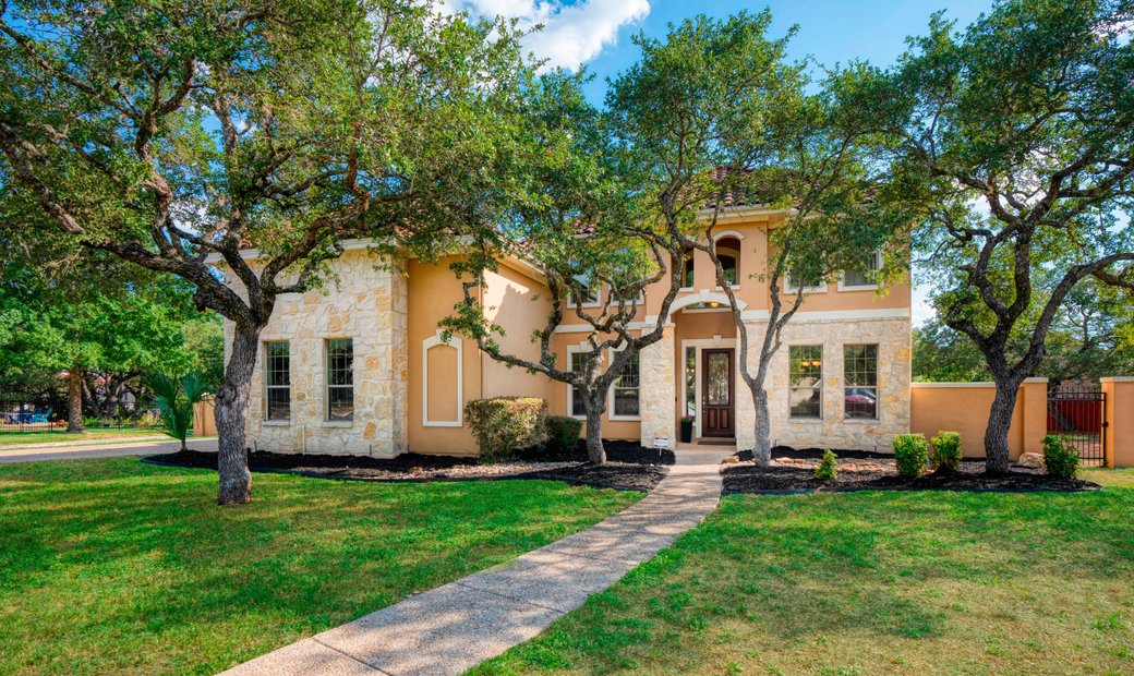 99 Three Lakes Drive, San Antonio, Tx In San Antonio, Texas, United