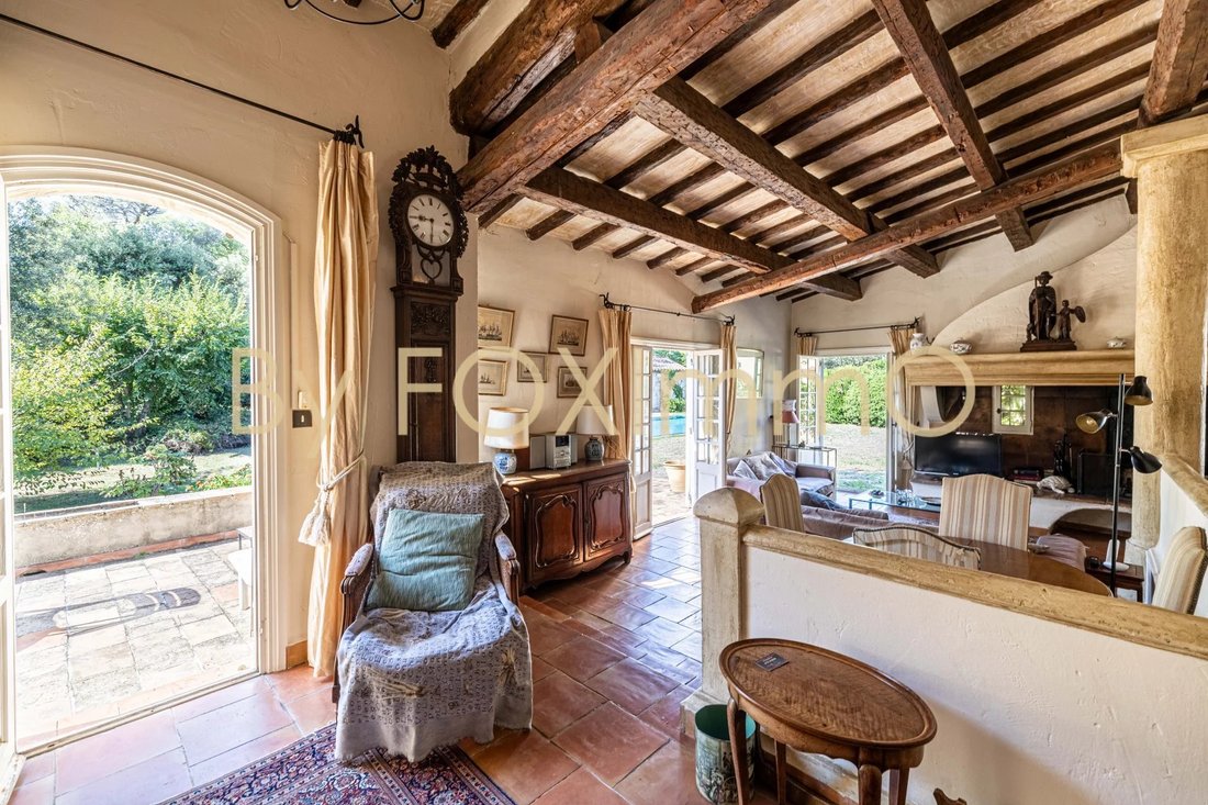 Provençal Standalone In La Colle Sur Loup, Provence Alpes Côte D'azur