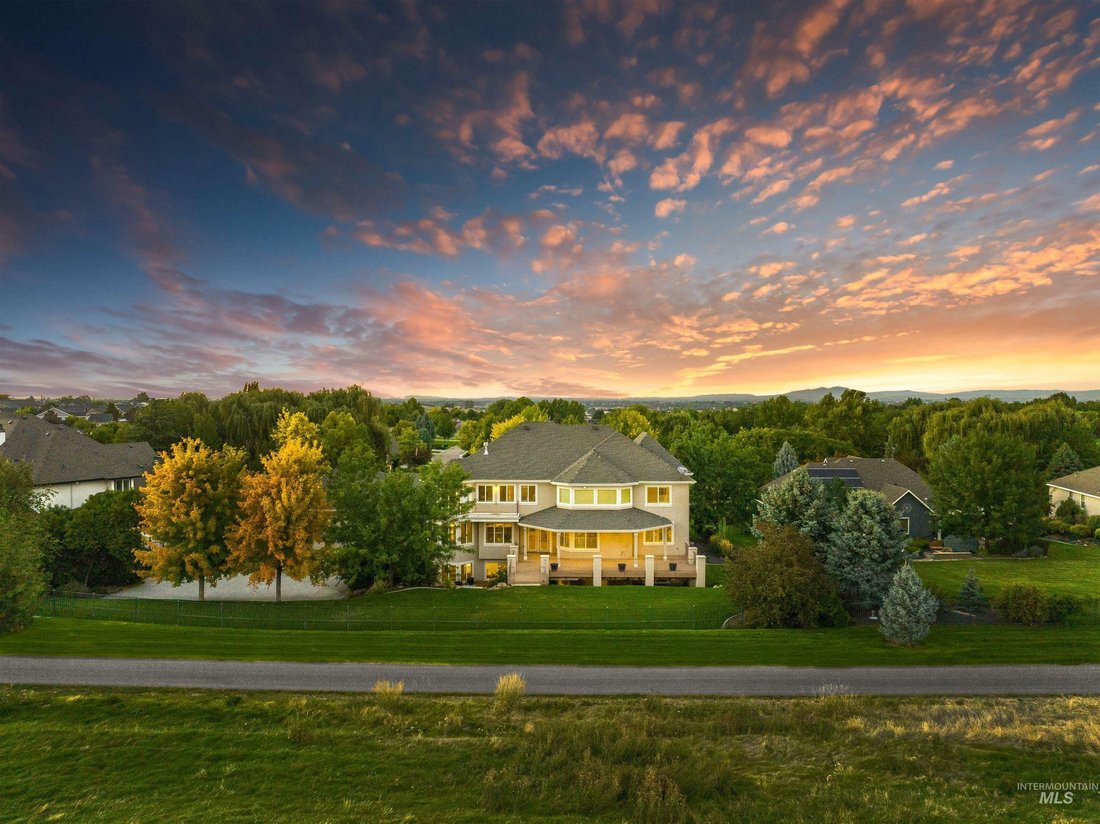 Incredible Custom Home On The Red Hawk Golf In Nampa, Idaho, United States For Sale (13241486)