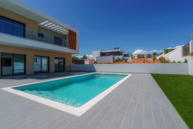 House in Quarteira, Algarve, Portugal 3 - 13244684