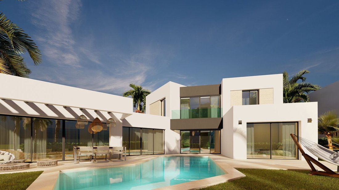 Villa in Estepona, Andalusia, Spain 1 - 13239879