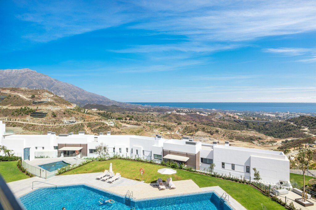 Penthouse in El Madroñal, Benahavis, Spain 2 - 13247098