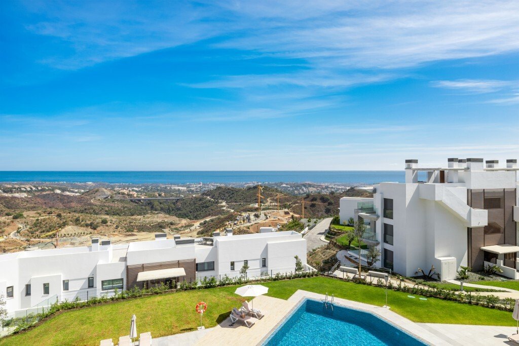 Penthouse in El Madroñal, Benahavis, Spain 3 - 13247098