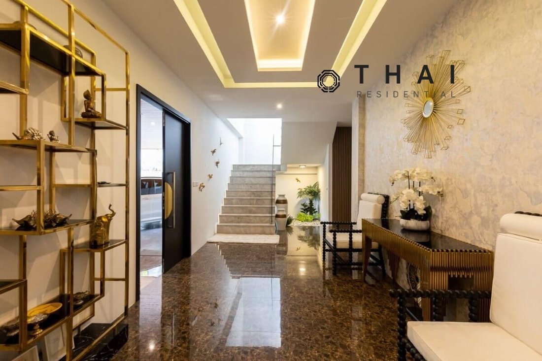 Villa in Choeng Thale, Phuket, Thailand 2 - 13247291