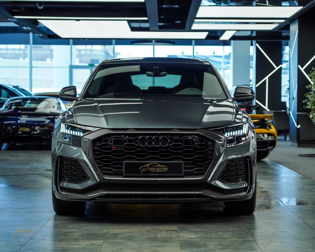 Suv in Dubai, Dubai, United Arab Emirates 2 - 13247383