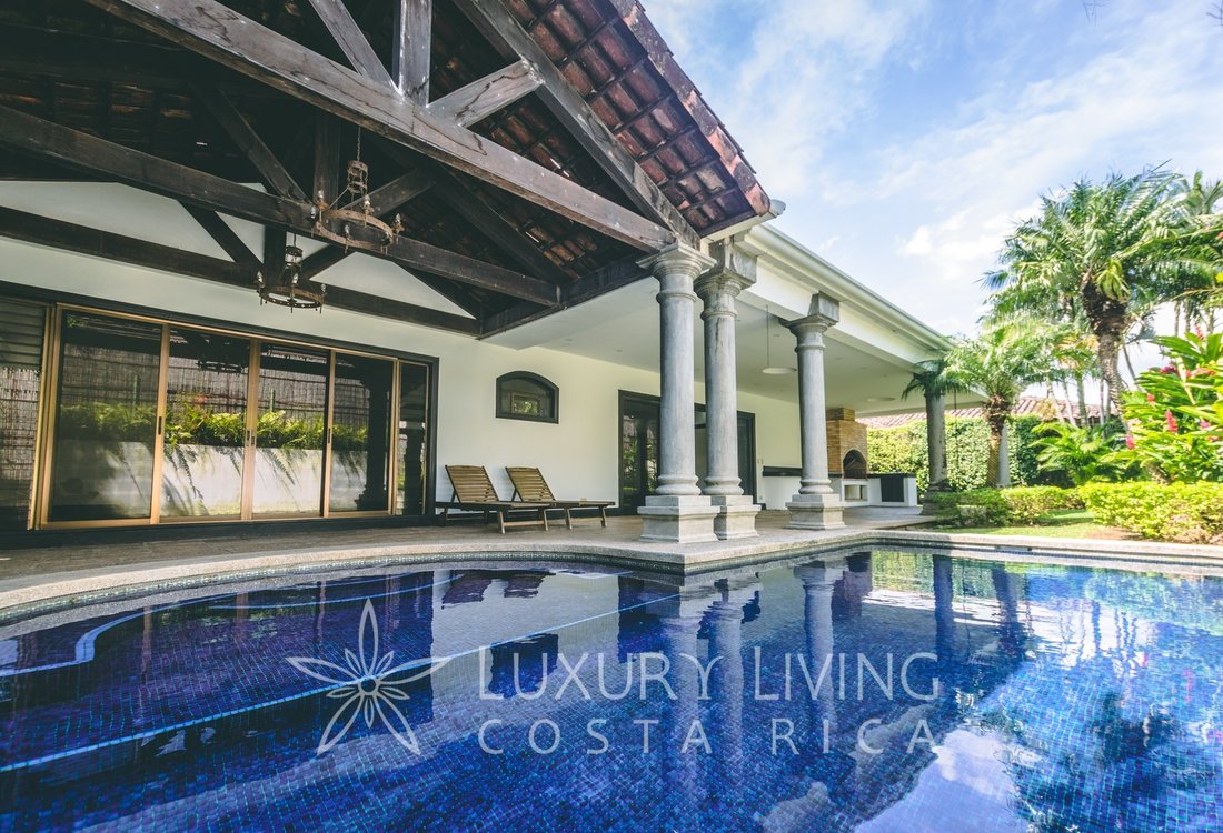 House in Pozos, San José Province, Costa Rica 1 - 13247828