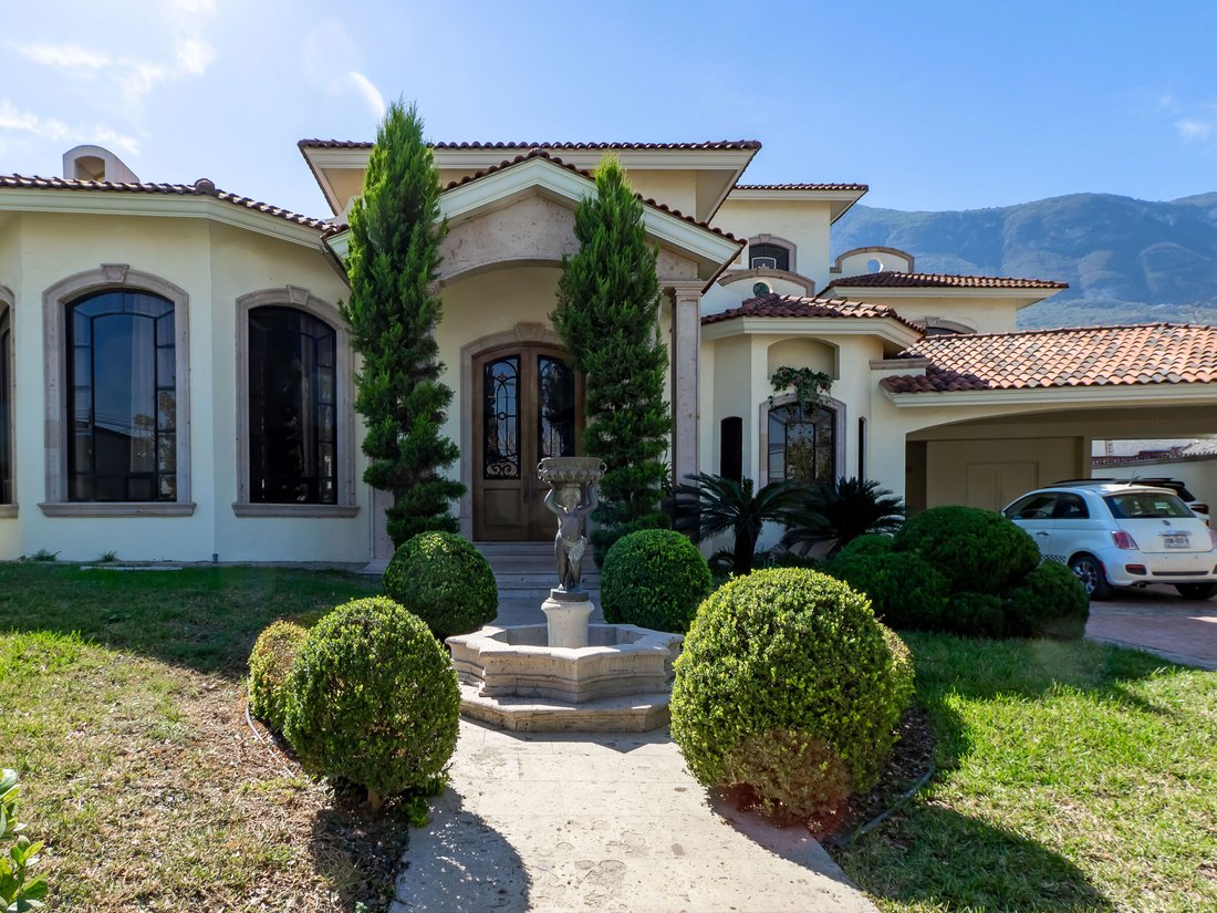 Villa in San Pedro Garza García, Nuevo Leon, Mexico 1 - 13247806