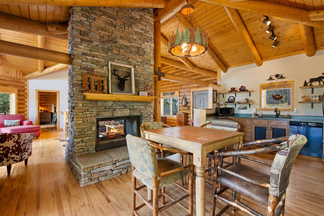 Lovely Log Cabin In Cripple Creek, Colorado, United States For Sale