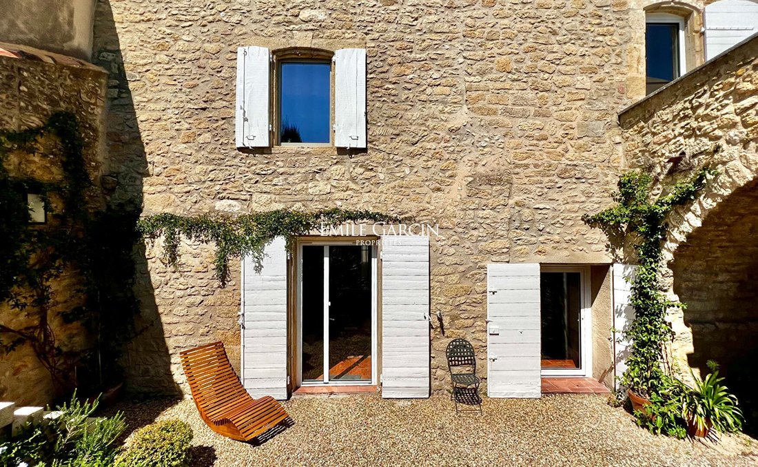 South Luberon Old Village House In Ansouis, Provence Alpes Côte D'azur