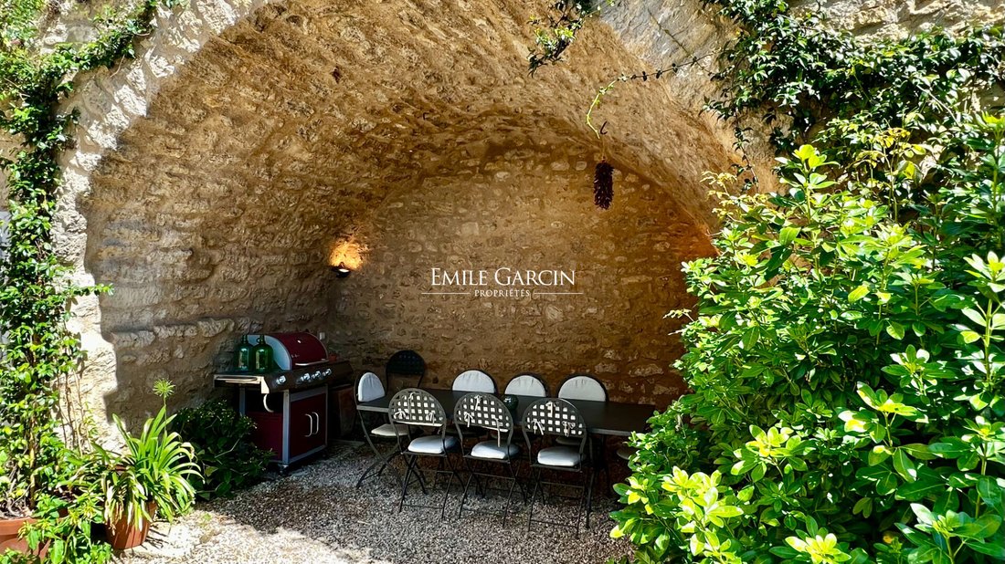 South Luberon Old Village House In Ansouis, Provence Alpes Côte D'azur