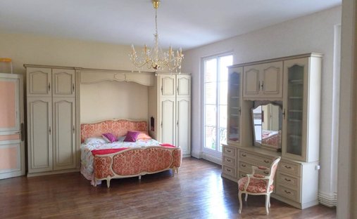 Castle for Sale in Moissac, Occitanie, France