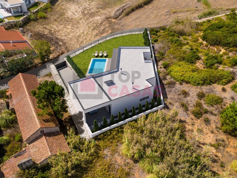 Detached House 3 Bedrooms Sale In Serra Do Bouro, Leiria District