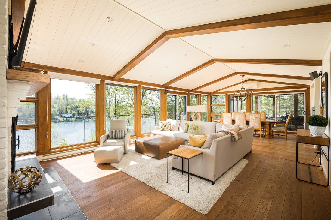 Exquisite Country Home In Estérel, Quebec, Canada For Sale (13248363)