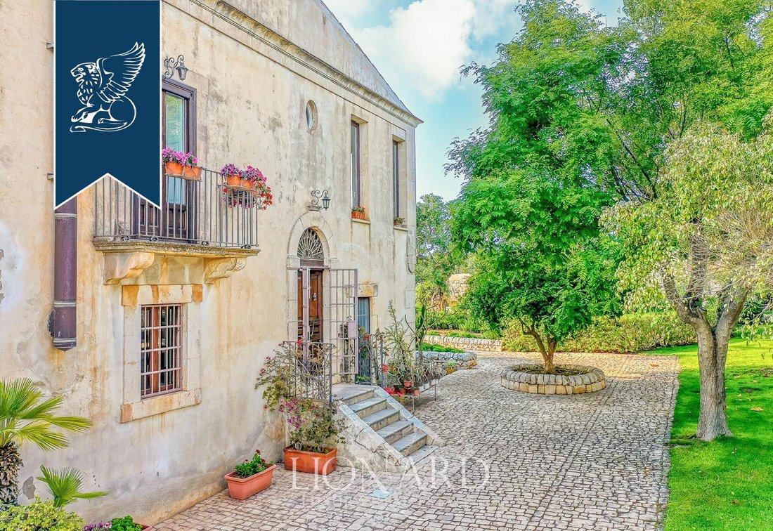 Villa in Modica, Sicily, Italy 4 - 13250683