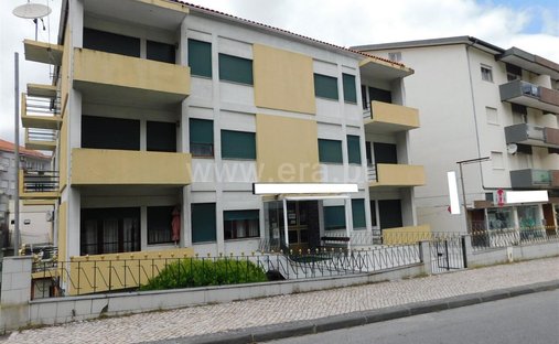 Estate in Seia, Sao Romao e Lapa dos Dinheiros, Guarda District, Portugal 1