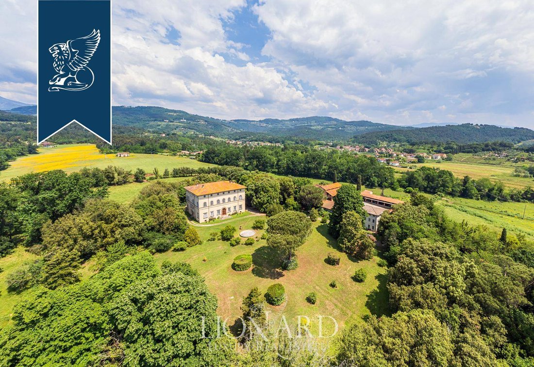 Villa in San Marco, Lucca, Italy 2 - 13250702