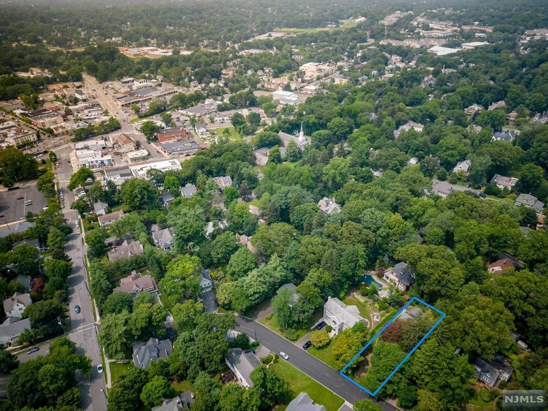 15 Ravine Road In Tenafly, New Jersey, United States For Sale (13216407)