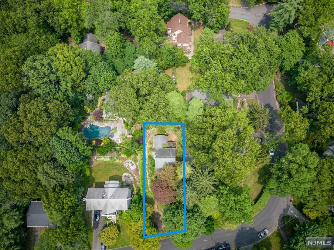 15 Ravine Road In Tenafly, New Jersey, United States For Sale (13216407)
