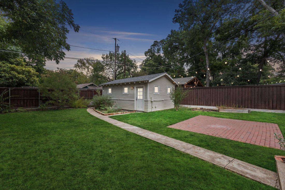 charming-historic-craftsman-in-highly-desired-in-dallas-texas-united