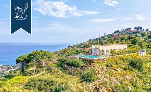 Villa a Cefalù, Sicilia, Italia 1