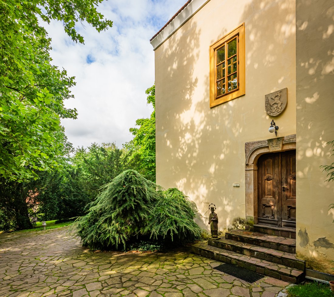 A Renaissance Jewel Near Prague: 11th-Century Castle Reborn in Timeless Grandeur