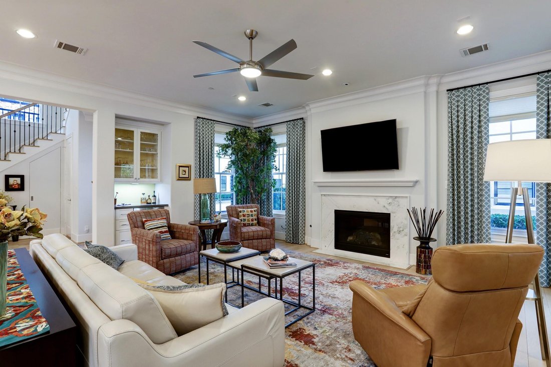 12 Southside Circle In Houston, Texas, United States For Sale (13253389)